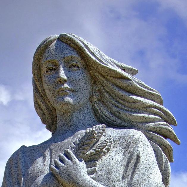 a statute of Pocahontas, the town's namesake